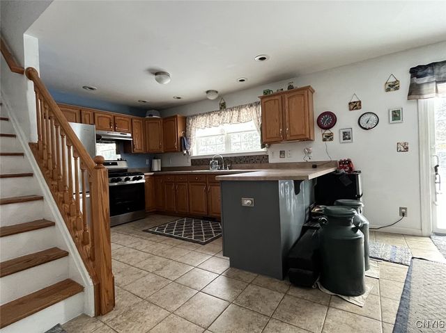 41 Hogs Back Road, Hastings, NY 13076