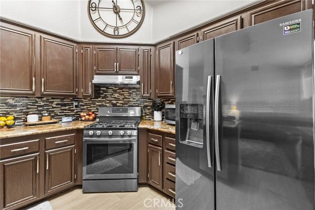 32009 Bourges, Lake Elsinore, CA 92530