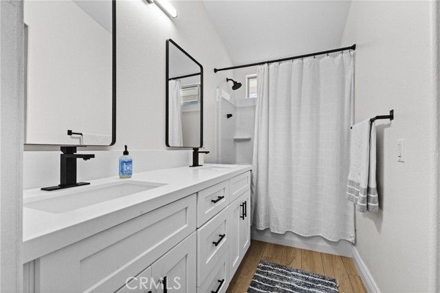 32009 Bourges, Lake Elsinore, CA 92530