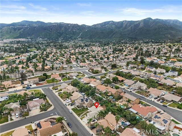 32009 Bourges, Lake Elsinore, CA 92530