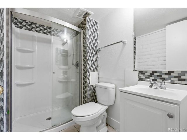 875 S Quebec St 1, Denver, CO 80247