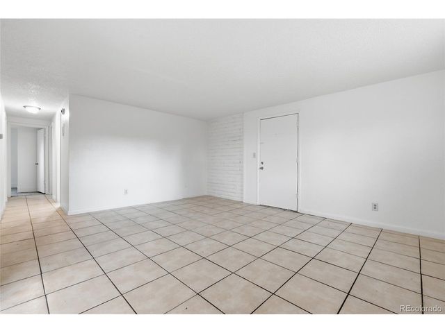 875 S Quebec St 1, Denver, CO 80247