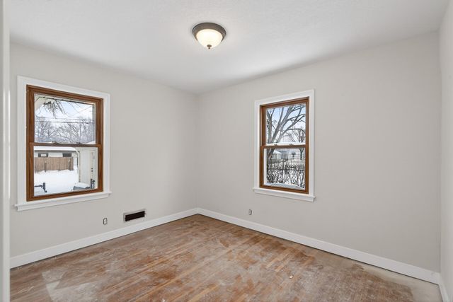 4916 Newton Avenue N, Minneapolis, MN 55430