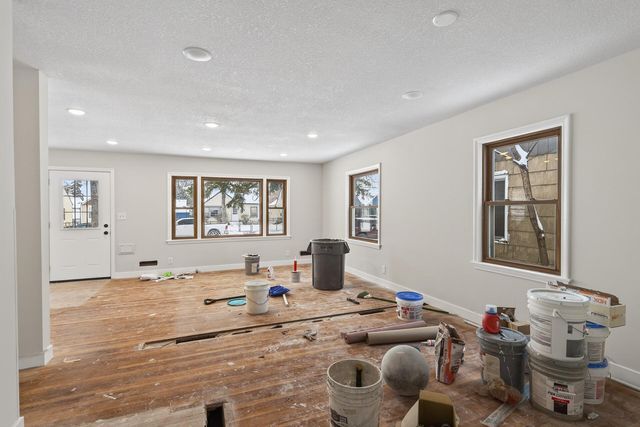 4916 Newton Avenue N, Minneapolis, MN 55430