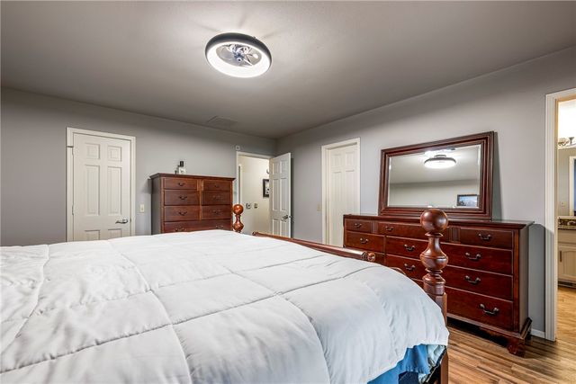 3 Fenchurch Lane, Bella Vista, AR 72715