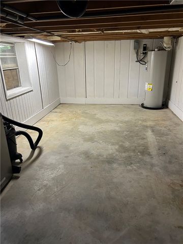 3 Fenchurch Lane, Bella Vista, AR 72715