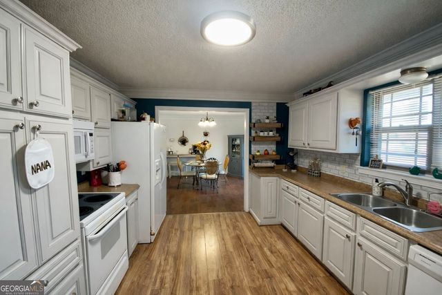 6 Terry Street, Rossville, GA 30741