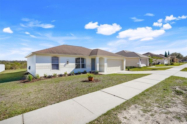 1009 BLUEGRASS DRIVE, Groveland, FL 34736