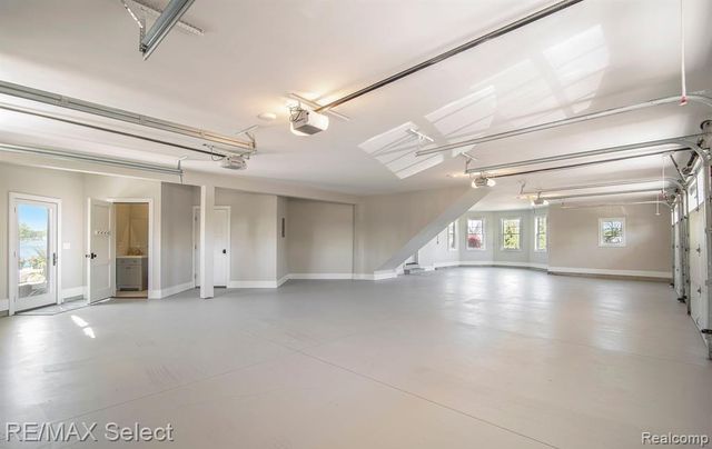 2210 Island Shore Drive, Fenton, MI 48430