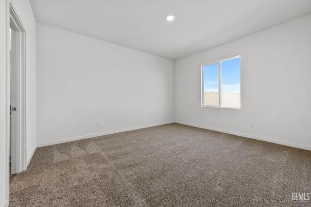 8001 Ita Palm Way, Bakersfield, CA 93313