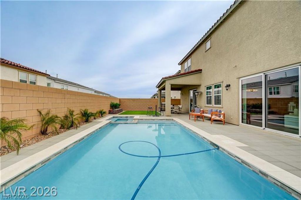 10226 Bismarck Palms Avenue, Las Vegas, NV 89166 — photo 2