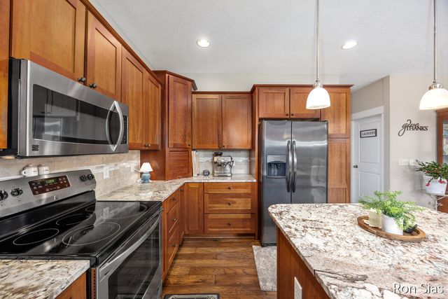 6028 Lincoln Street, Allendale, MI 49401