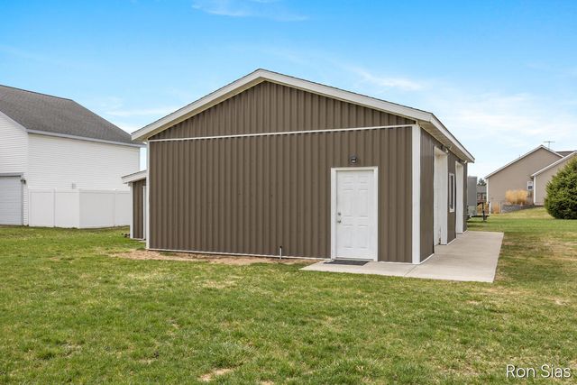6028 Lincoln Street, Allendale, MI 49401