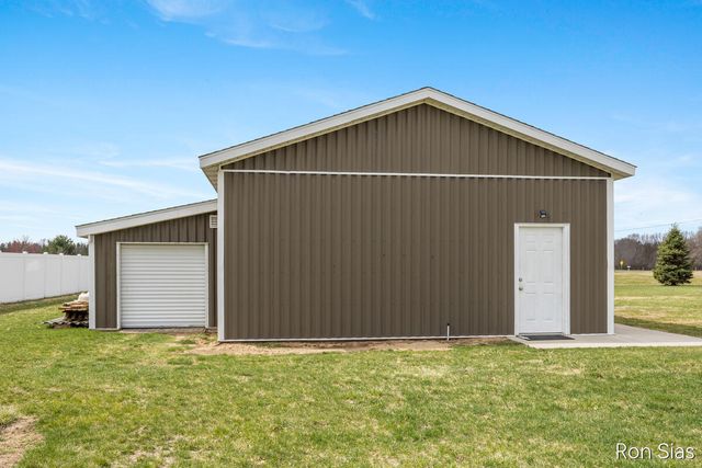6028 Lincoln Street, Allendale, MI 49401