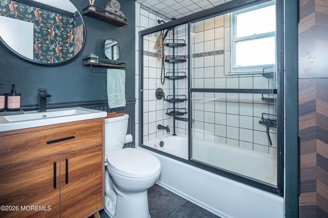 152 Greenwood Loop Road, Brick, NJ 08724