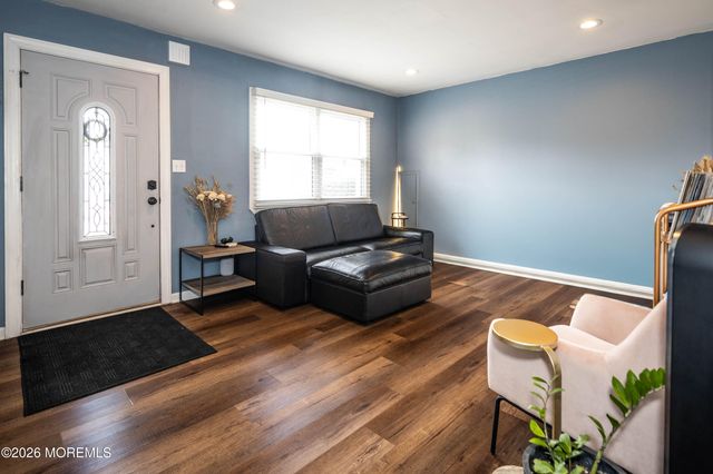 152 Greenwood Loop Road, Brick, NJ 08724