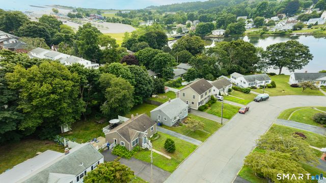 77 Bayshore Drive, New London, CT 06320