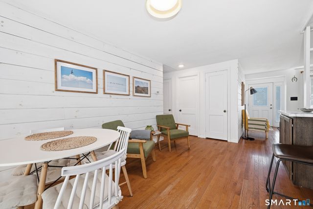 77 Bayshore Drive, New London, CT 06320