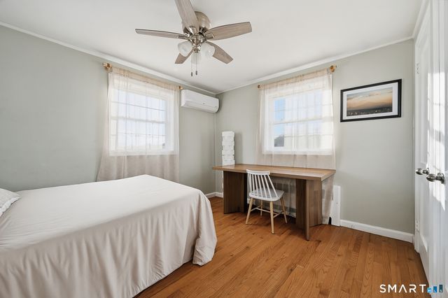 77 Bayshore Drive, New London, CT 06320