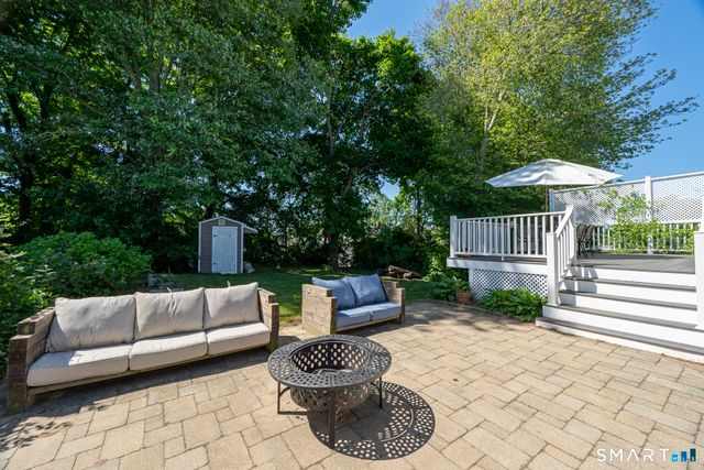 77 Bayshore Drive, New London, CT 06320
