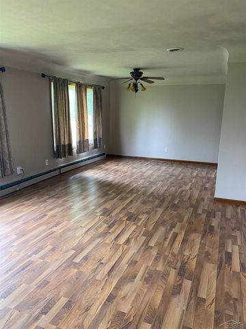 1032 N Hemlock Road, Richland Twp, MI 48626