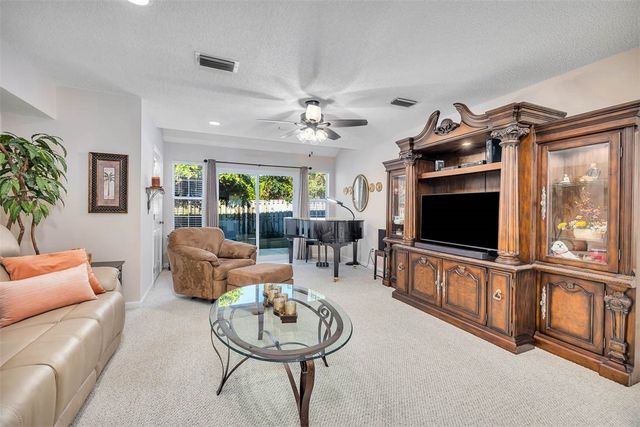 1000 Mallery Street Ext D27, St Simons Island, GA 31522