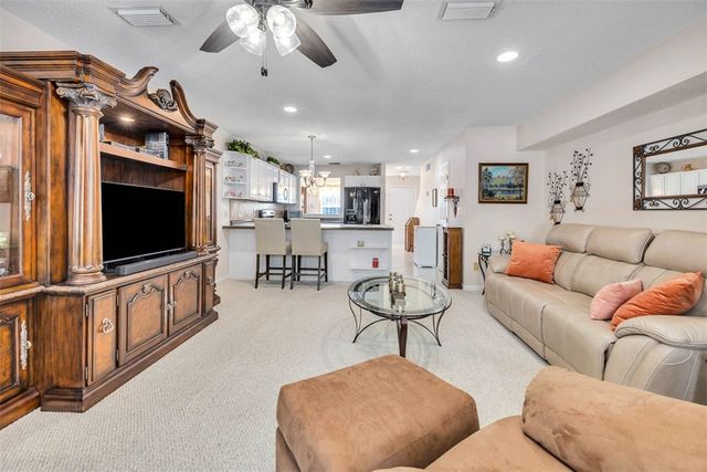 1000 Mallery Street Ext D27, St Simons Island, GA 31522