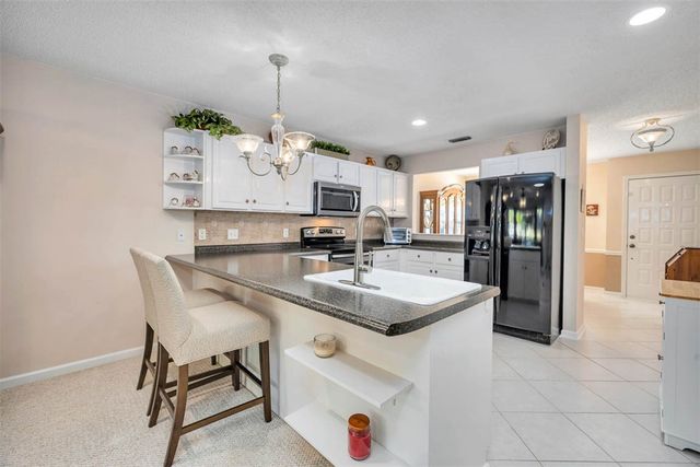 1000 Mallery Street Ext D27, St Simons Island, GA 31522