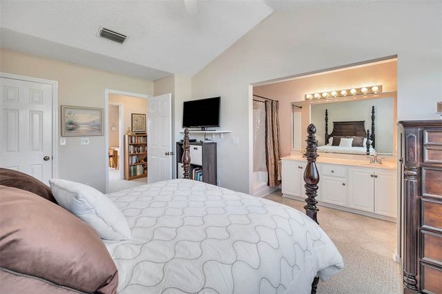 1000 Mallery Street Ext D27, St Simons Island, GA 31522