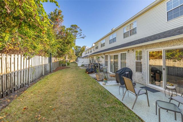 1000 Mallery Street Ext D27, St Simons Island, GA 31522