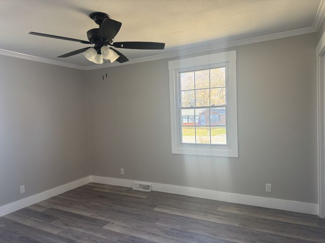 219 Jordan Rd, Clarksville, TN 37042