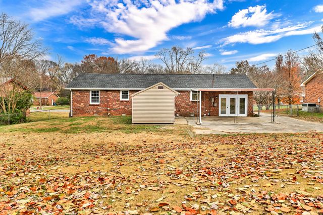 219 Jordan Rd, Clarksville, TN 37042