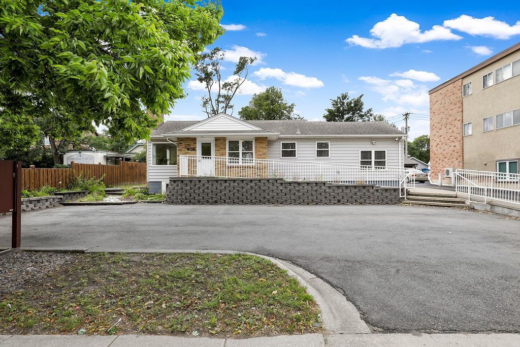 3821 W Broadway Avenue, Robbinsdale, MN 55422 — photo 3