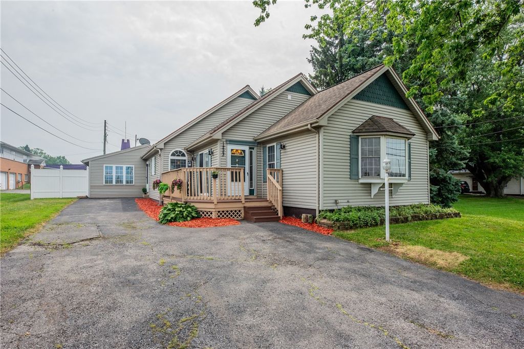 1223 Lexington Avenue, Rochester, NY 14606