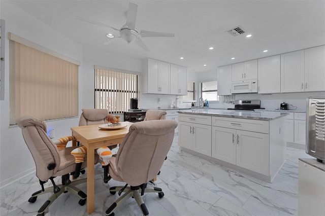 3115 PEBBLE BEND DRIVE, Lakeland, FL 33810