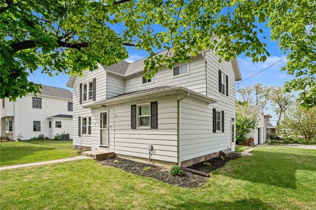 203 Roosevelt Street, Alburnett, IA 52202
