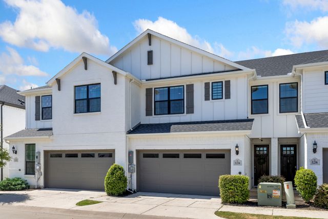 1234 Lamar Drive, Lewisville, TX 75077