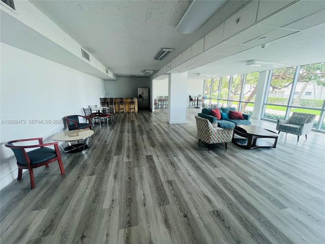 2655 Collins Avenue 602, Miami Beach, FL 33140
