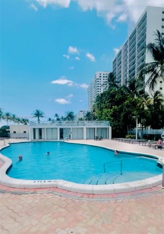2655 Collins Avenue 602, Miami Beach, FL 33140