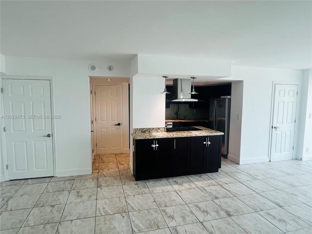 2655 Collins Avenue 602, Miami Beach, FL 33140