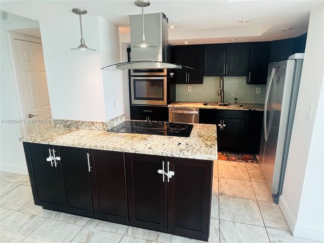 2655 Collins Avenue 602, Miami Beach, FL 33140