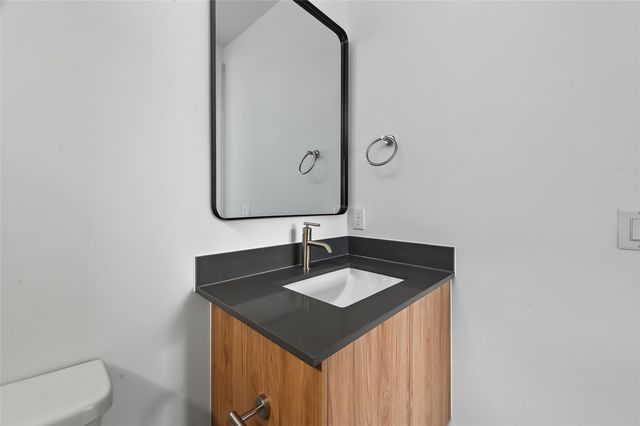 2855 Decker Place, Houston, TX 77003