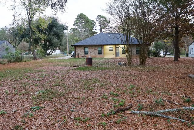 901 Lee Street, Benton, LA 71006