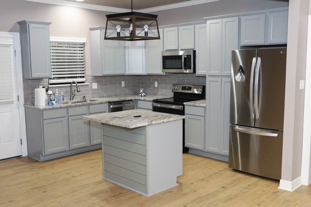 901 Lee Street, Benton, LA 71006