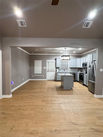 901 Lee Street, Benton, LA 71006