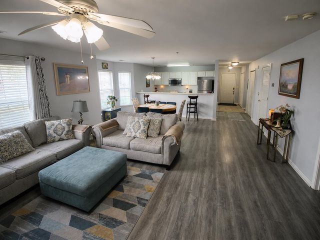 4842 Meadowsweet Dr Apt 1304, Myrtle Beach, SC 29579