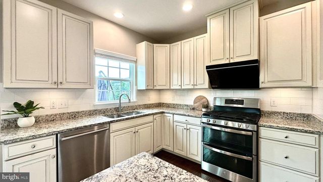 1715 HEDGEWOOD RD, Hatfield, PA 19440