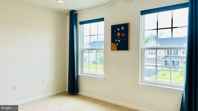 1715 HEDGEWOOD RD, Hatfield, PA 19440
