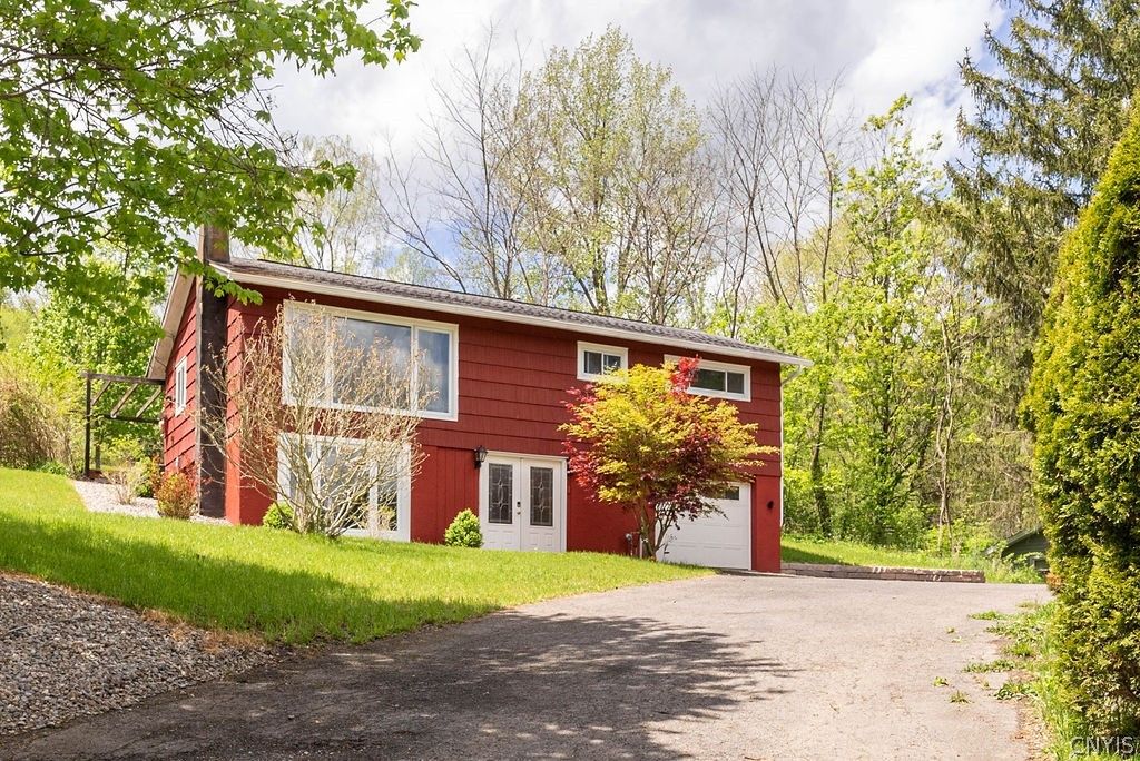 4319 Coye Road, Lafayette, NY 13078