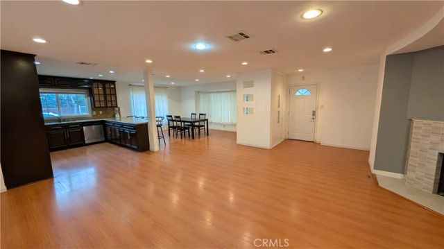 13319 Magnolia, Sherman Oaks, CA 91423